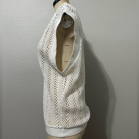 Zara White Crochet Vest size Medium - Picture 3 of 6
